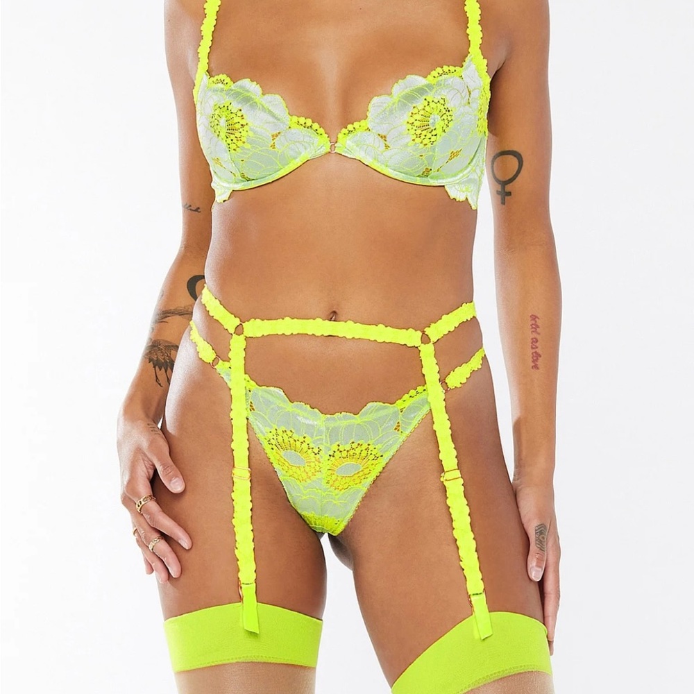 Savage Fenty Lace Set